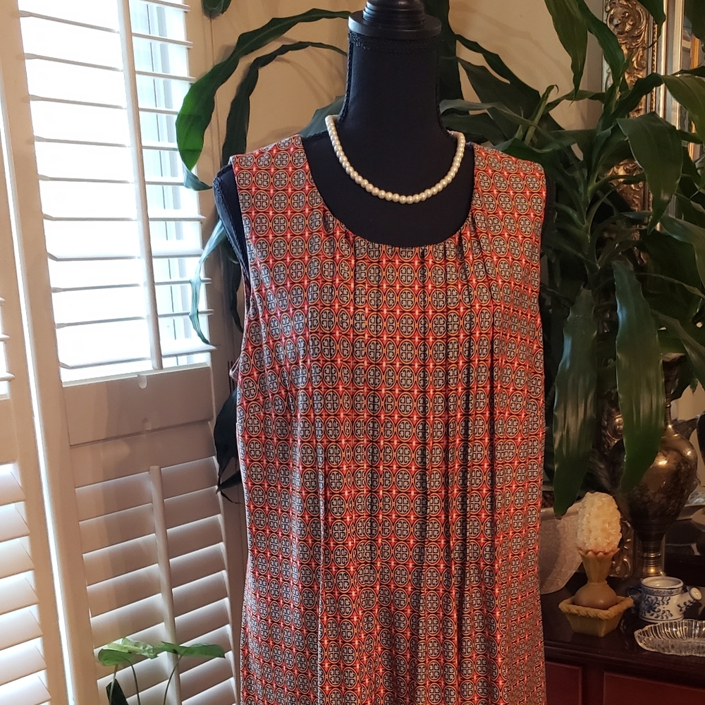 DRESS - Picture 2 of 3